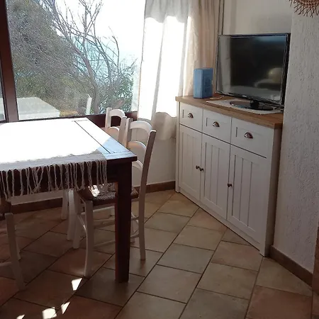 Brezza Di Mare Apartment Putzu Idu